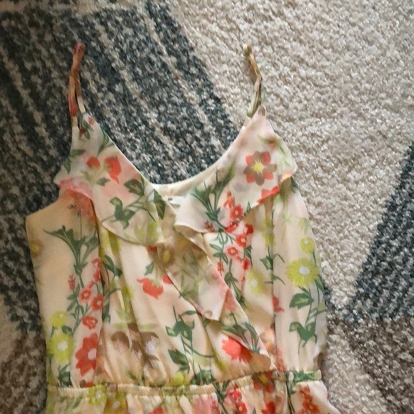 Summer Floral Dress - Picture 3 of 4